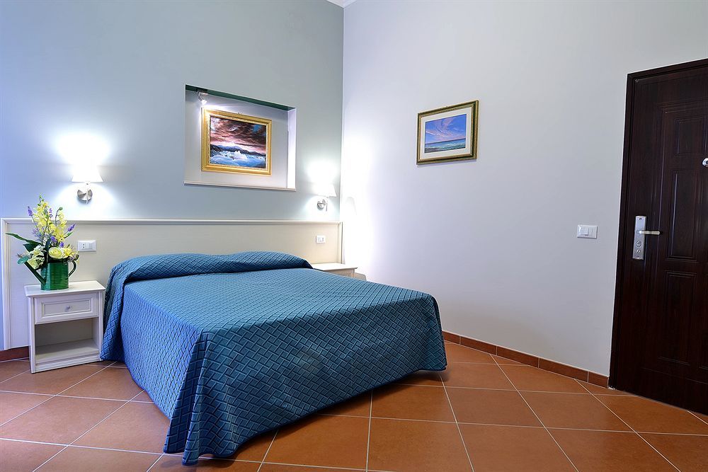 Ottaviano 2* Roma
